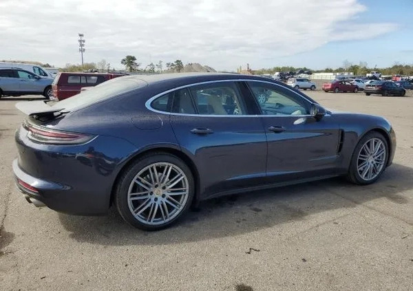 Porsche Panamera cena 119000 przebieg: 33850, rok produkcji 2018 z Pajęczno małe 67